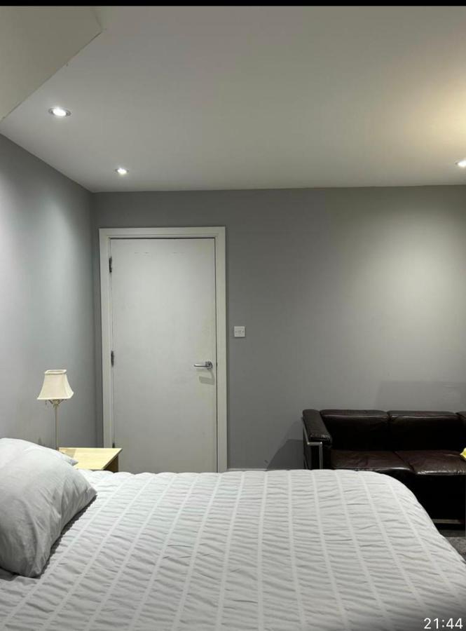 Cosy Nest In London Διαμέρισμα Hendon Εξωτερικό φωτογραφία